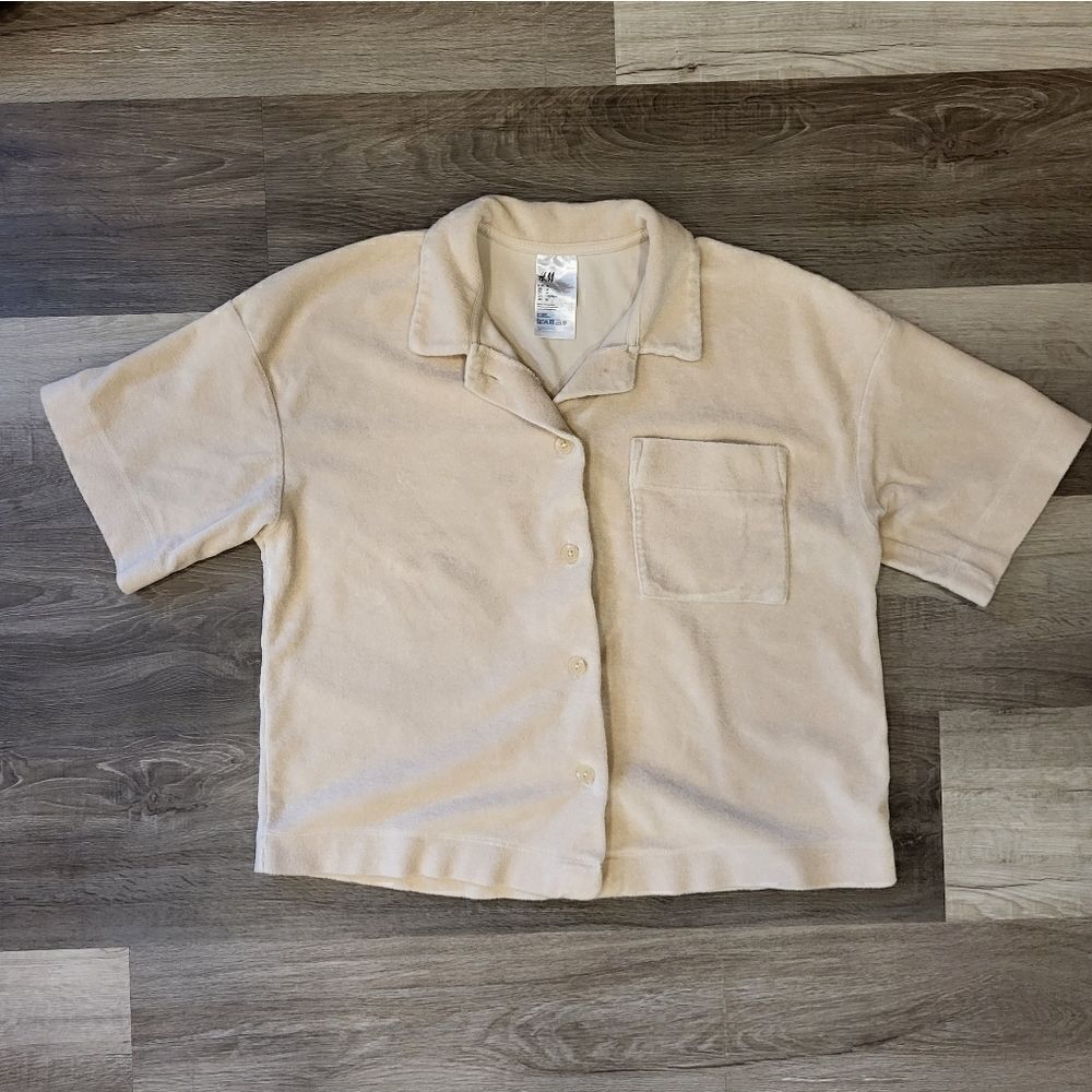 H&M medium thick sweater shirt